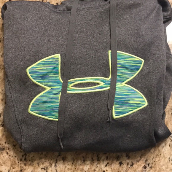 Sweatshirt - Picture 2 of 2